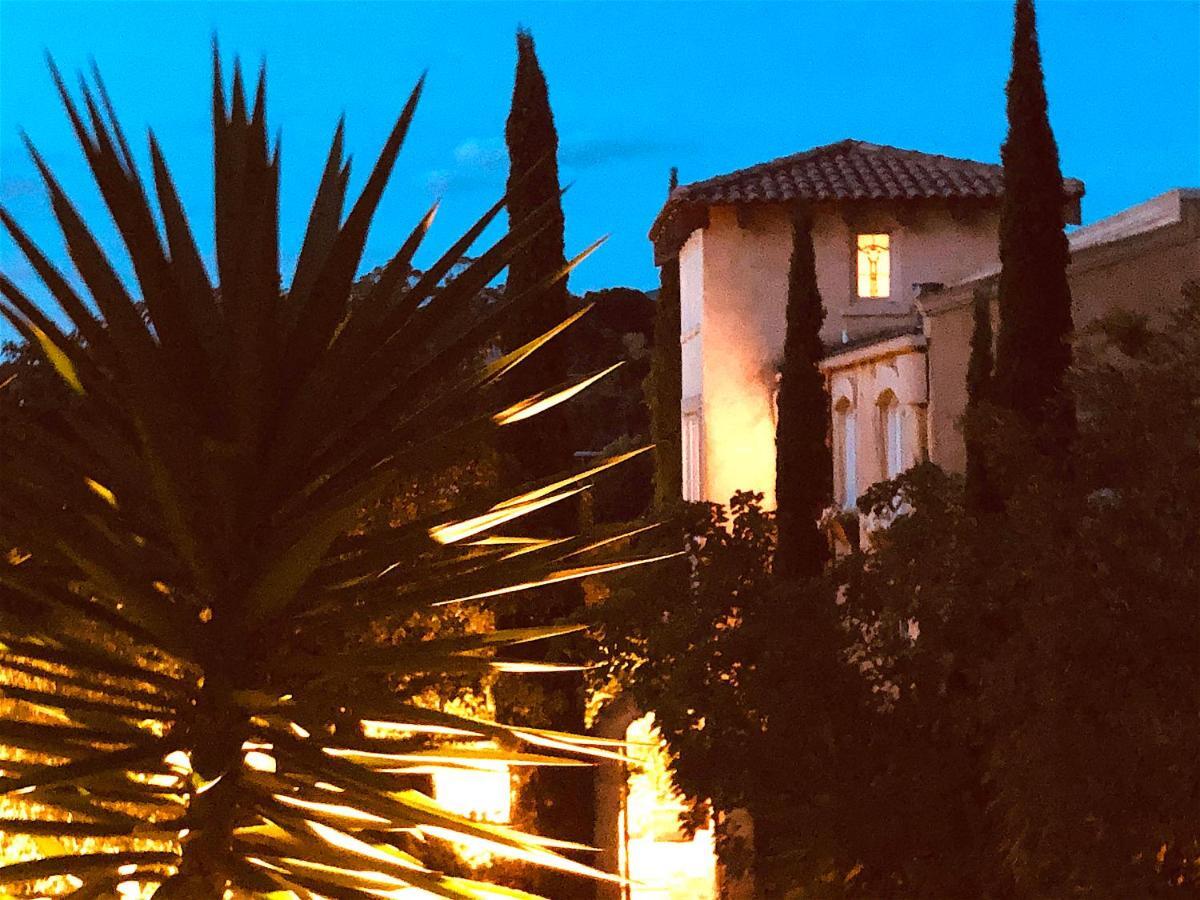Villa Mallorca Red Hill South エクステリア 写真
